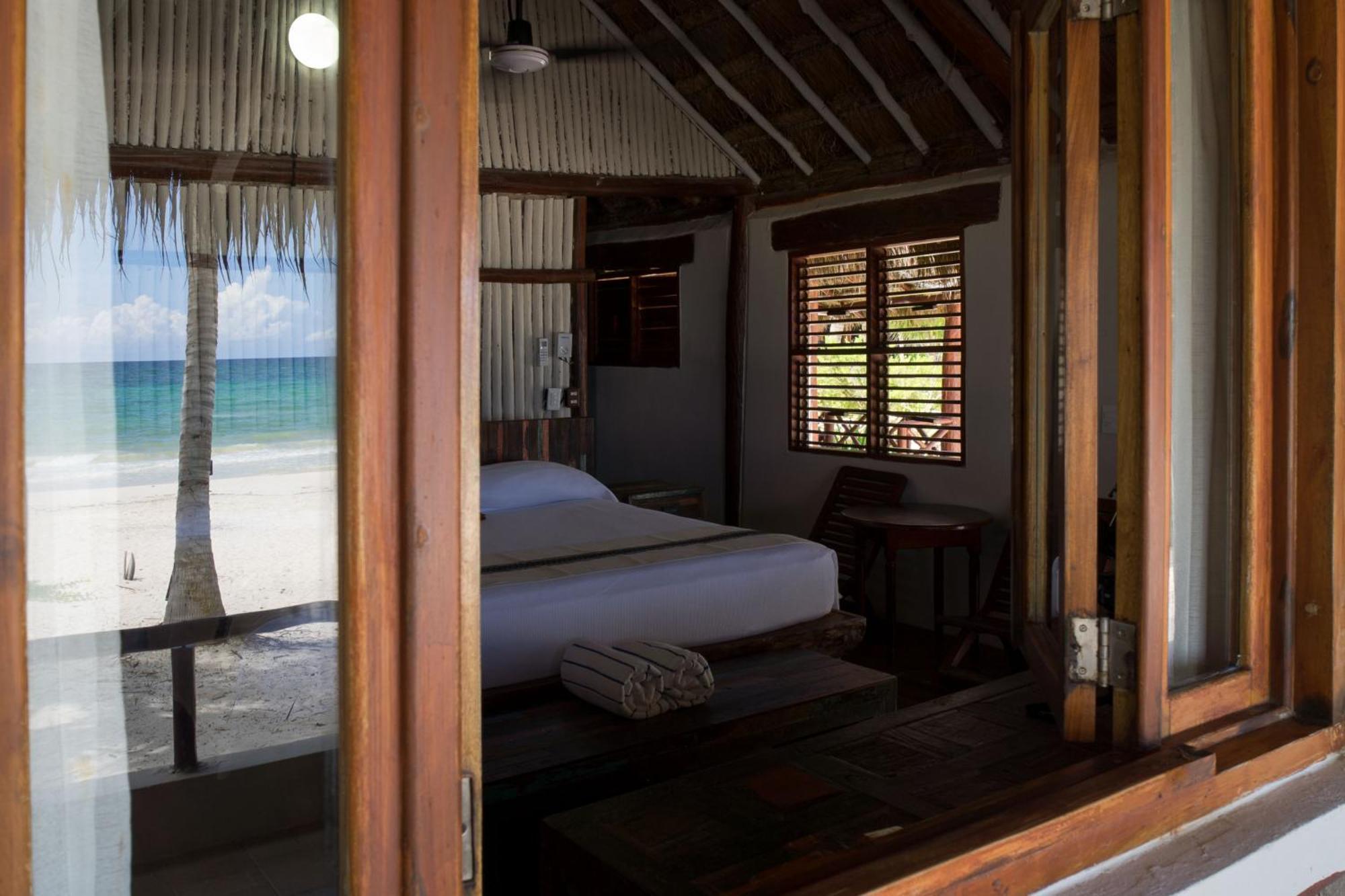 Bt Live Tulum Located At The Party Zone Hotel Exterior photo